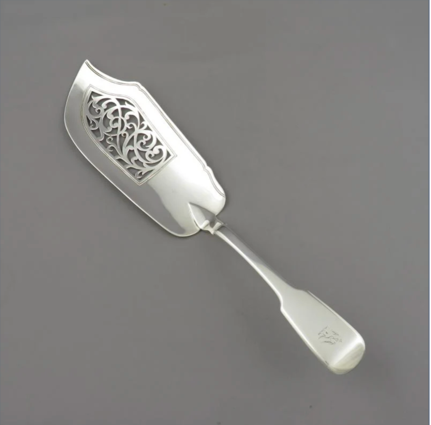 A Victorian silver Fiddle pattern fish slice, Hayne & Cater, London 1843