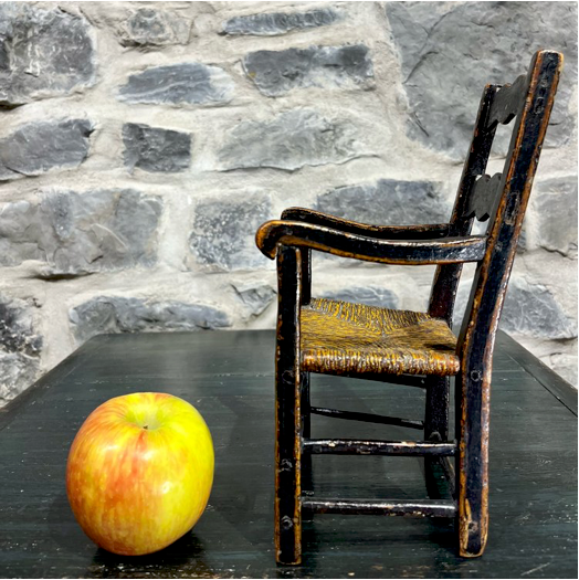 Thumbnail: Two 19th C small Quebec painted armchairs / petits fauteuils capucine québécois