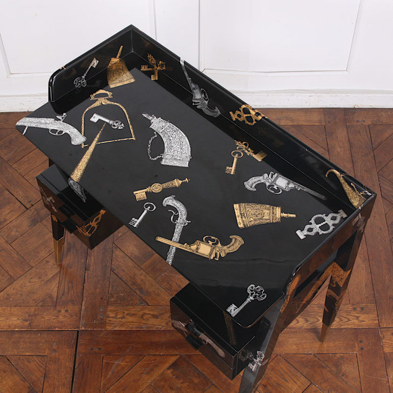 Thumbnail: ‘Chiavi et Pistole’ desk designed by Gio Ponti (1891-1979) and Piero Fornasetti