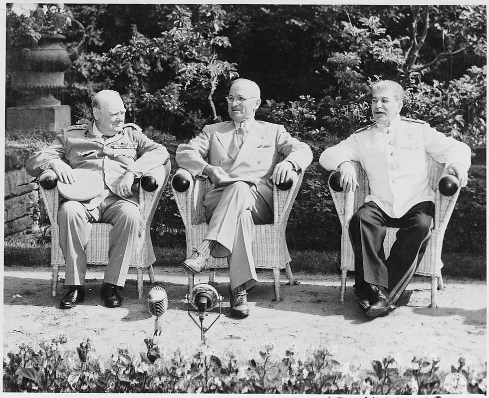 17 July 1945 – World War II: The main three leaders of the Allied nations, Winston Churchill, Harry S. Truman and Joseph Stalin, meet in the German city of Potsdam to decide the future of a defeated Germany.