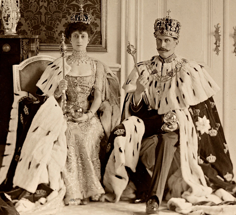King Haakon VII and Queen Maud of Norway with their regalia, 1906