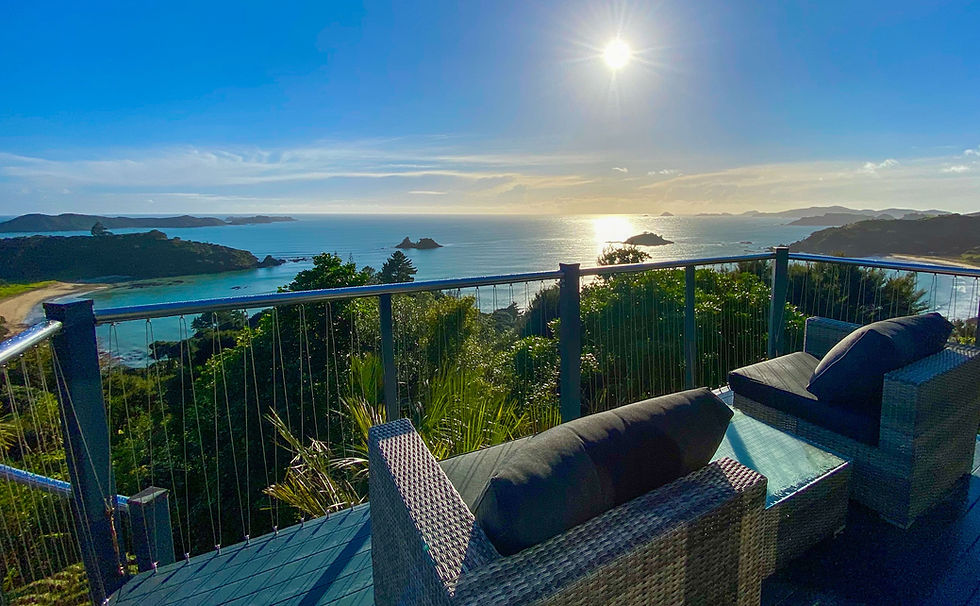 deck_masterbedroom_view_sun