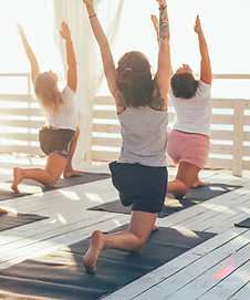 Yoga auf Deck