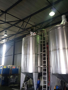 ViscoJet agitators installed on cold-set printing ink mixing tanks