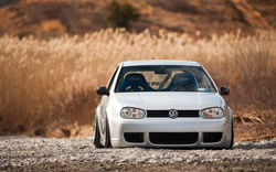 volkswagen-golf-r32-front-car-hd-wallpaper.jpg