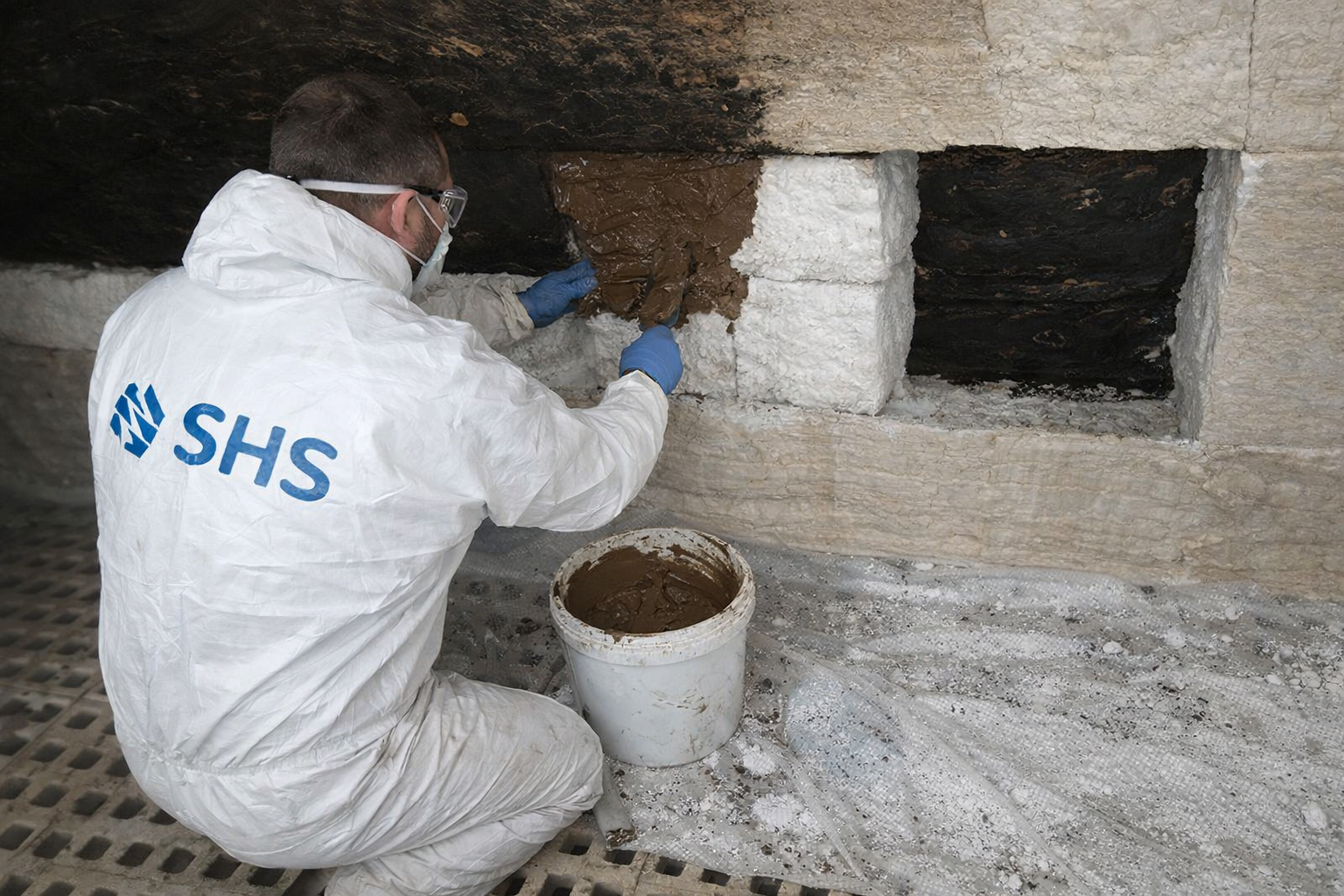 Wymiana uszkodzonego fragmentu izolacji