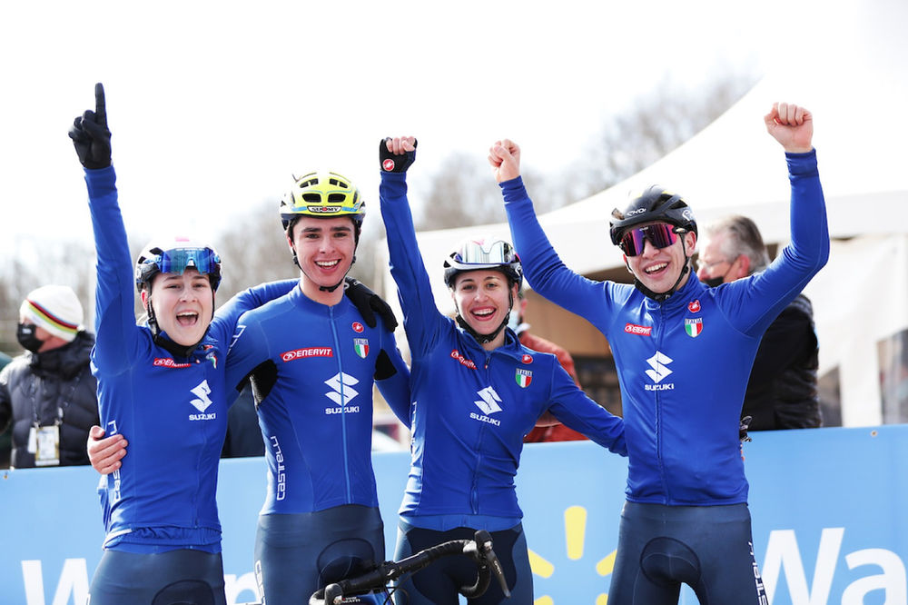 Davide Toneatti campione del mondo ciclocross nel Team Relay