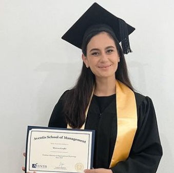 Marissa Nasution Raih Gelar Sarjana Psikologi, Buktikan Wanita Dapat Menyeimbangkan Semuanya