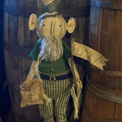 #12006 Mr Leprechaun | Olde Crows Homestead