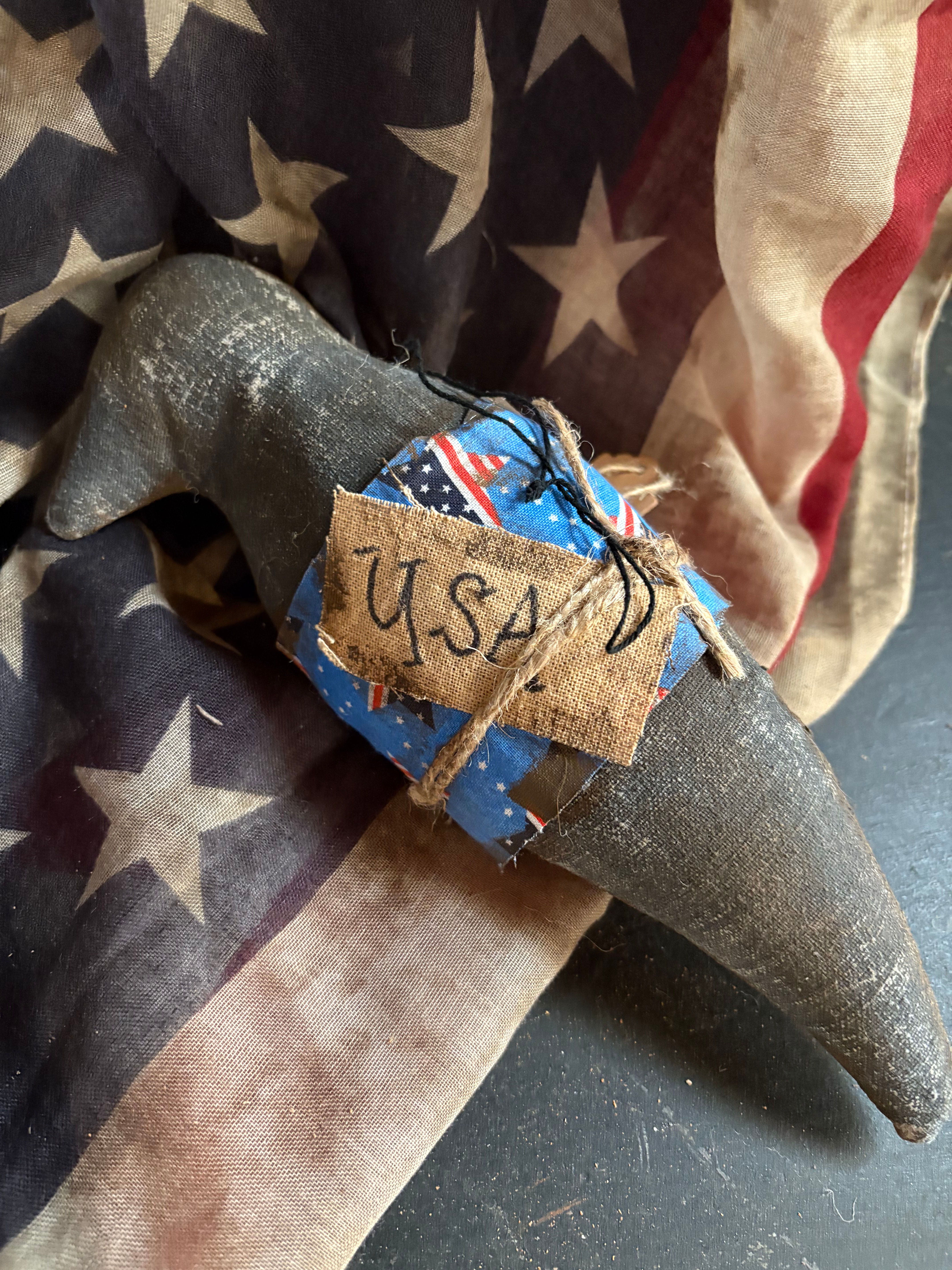 #11056 USA Crow Ornament