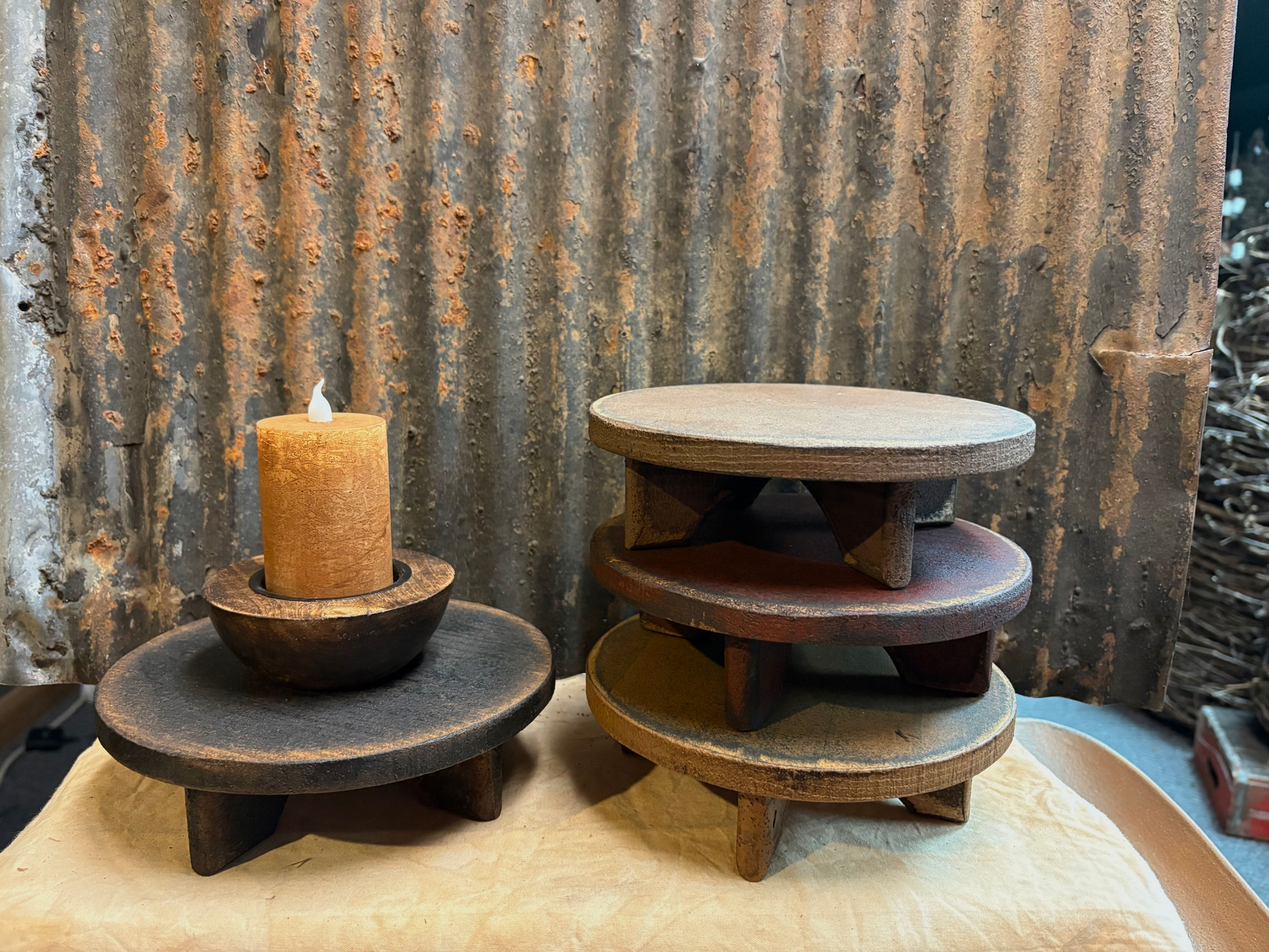 #1110 Mini Round Risers