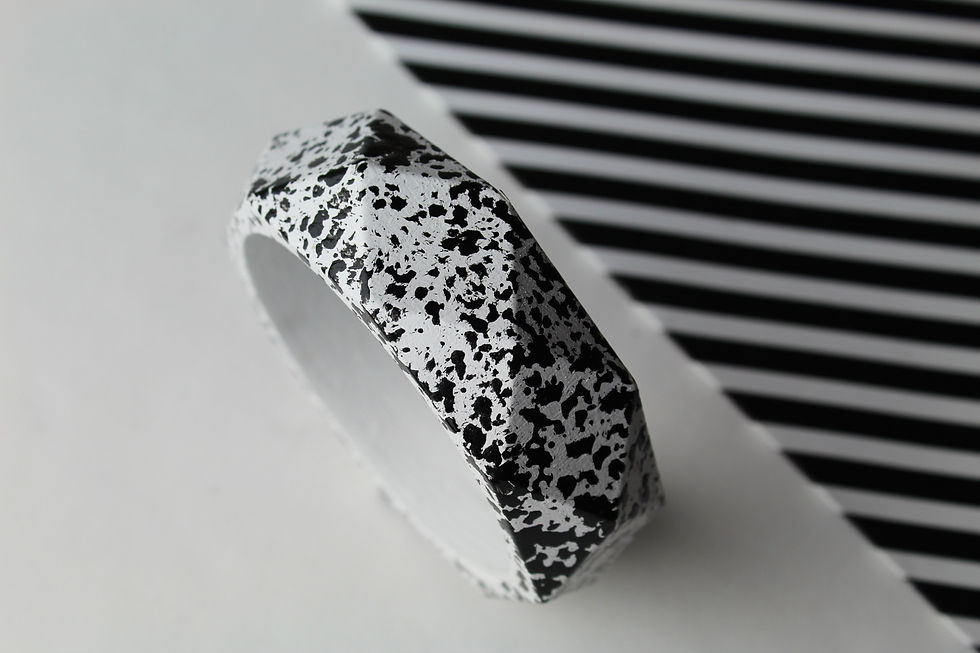Thumbnail: GEOMETRIC BANGLE Large Assorted