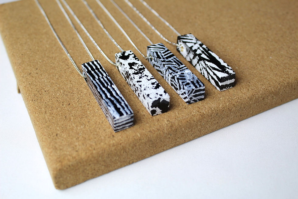 RECTANGLE NECKLACE ASSORTED