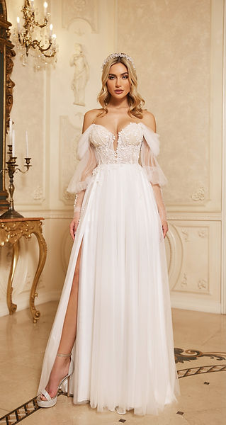 Laura Dina11317-WEB.jpg