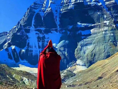 Kailash Mansarovar Yatra tour package by helicopter : Explore Majestic Landscapes