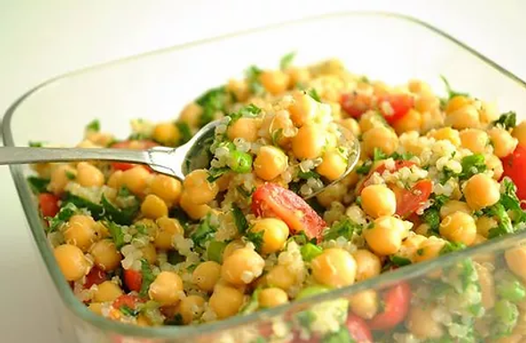 Quinoa & Chickpea Salad
