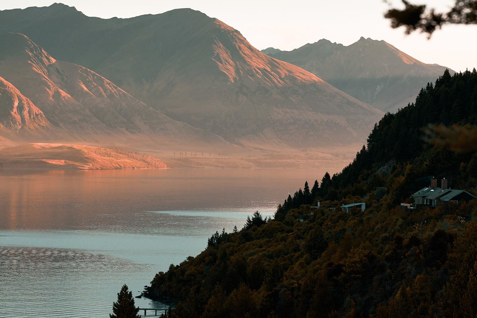 48 HOURS IN QUEENSTOWN Editorialist