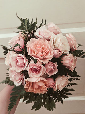 bridal bouquet of blush and pink tones