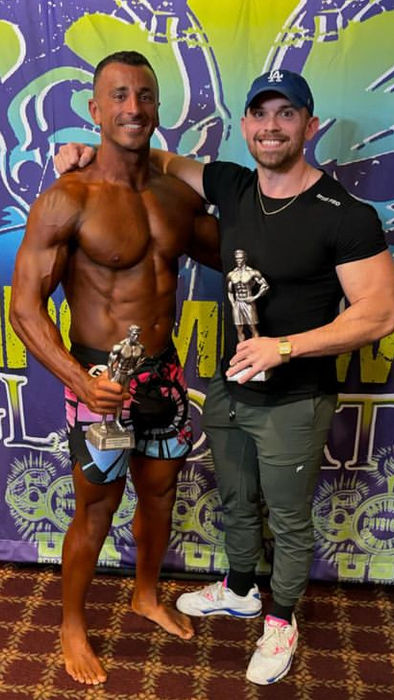body building competition group photo