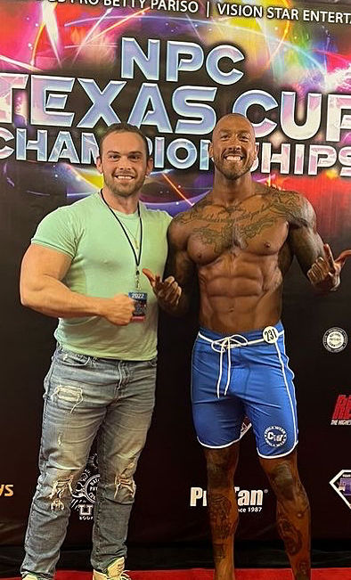 body building competition group photo