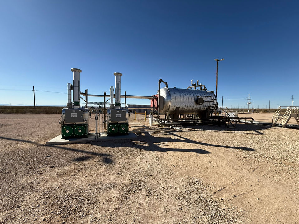 Oil and gas processing unit