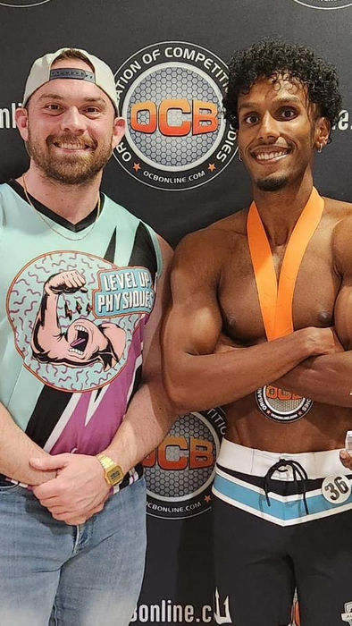 body building competition group photo