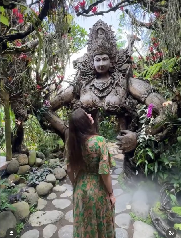 Temple tours & cultural park visits