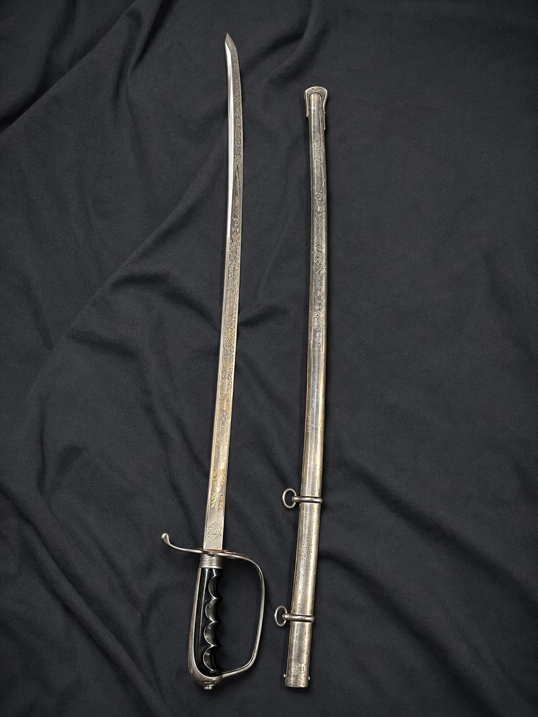 Named WWII U.S. Officer Sword – CPT. Donald G. Davidson – 9th Armored Division