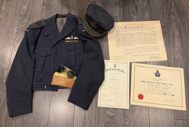RCAF Flight Lieutenant Grouping | Ensemble RCAF Flight Lieutenant ww2 Canada