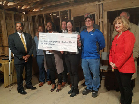 Congresswoman Luria Visits Exmore, With $500,000 Check for Ava Wise and Legacy Project Phase II