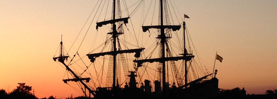 El Galeon departing Wilmington May 2016.jpg