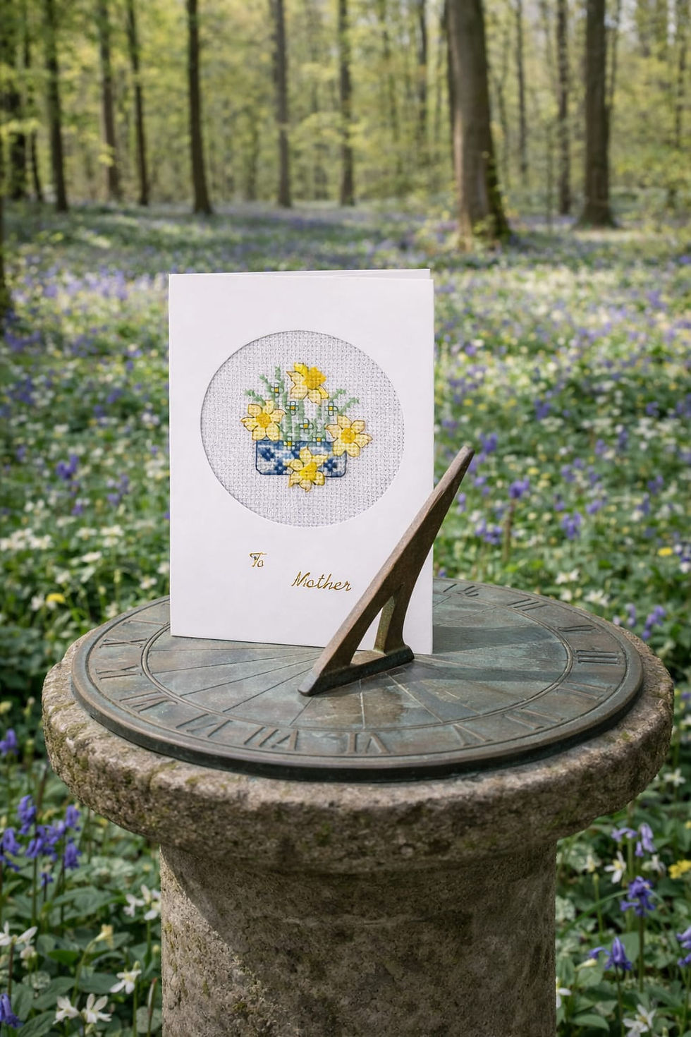 handcrafted Mothers Day card of daffodils