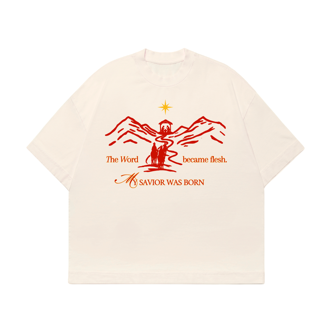 Camiseta  Beyound Christmas - Off white