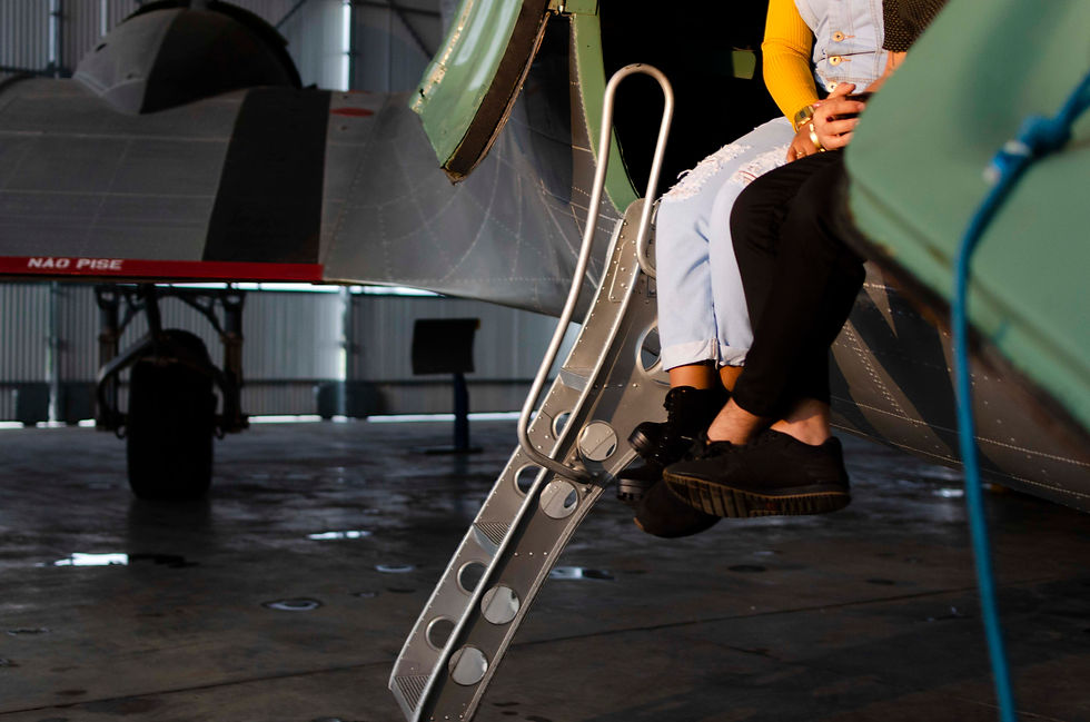 pré wedding com ternura no museu aeroespacial