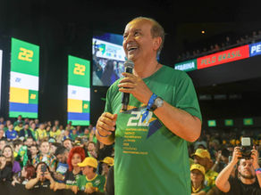 Pesquisa mostra Jorginho Mello com 64,9% dos votos válidos e 78% de aprovação