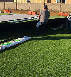 synthetic-turf-contractors.jpg