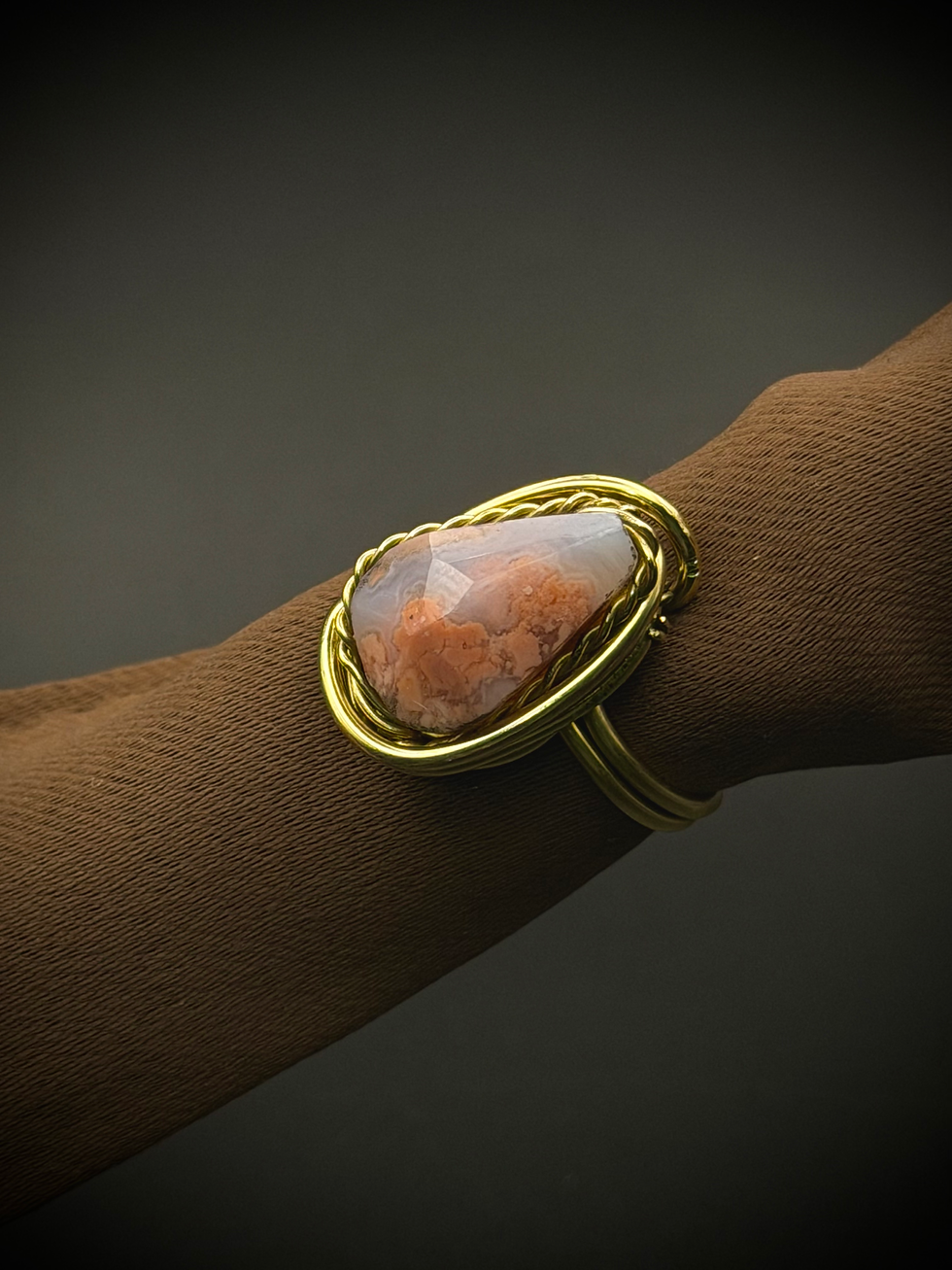 Miniatura: “ANILLO CRISÁLIDA” de Ágata Rosa - Gota