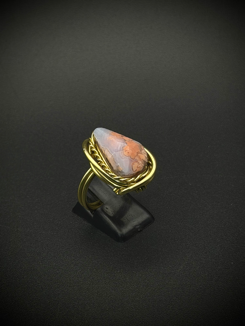 Miniatura: “ANILLO CRISÁLIDA” de Ágata Rosa - Gota