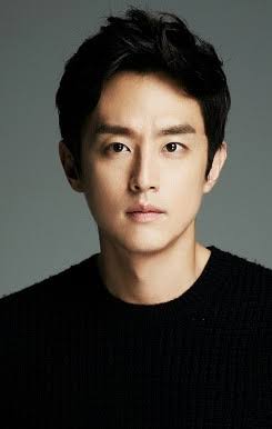 Kwon Yul Headshot 