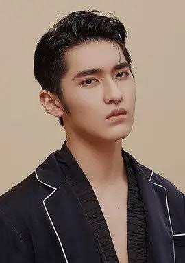 Wu Chongxuan headshot 