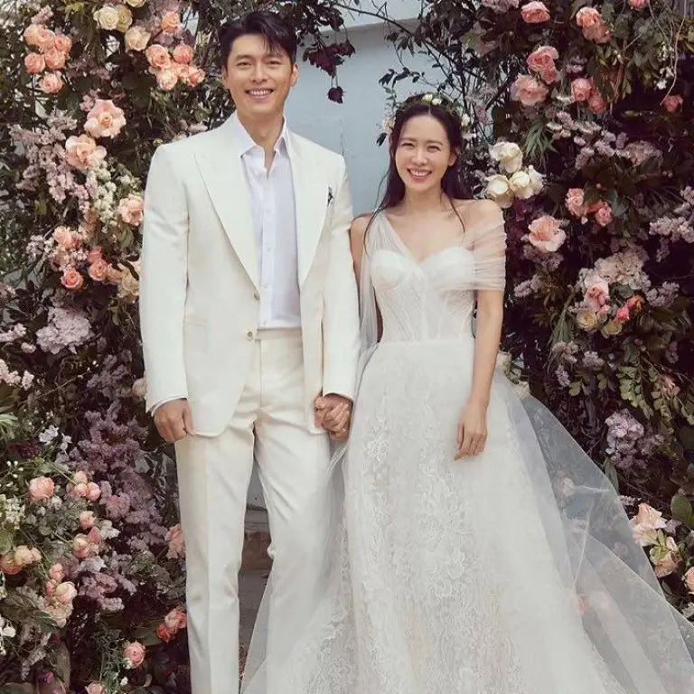 They got married in real life in 2022! AHHHHHHHHHHH!