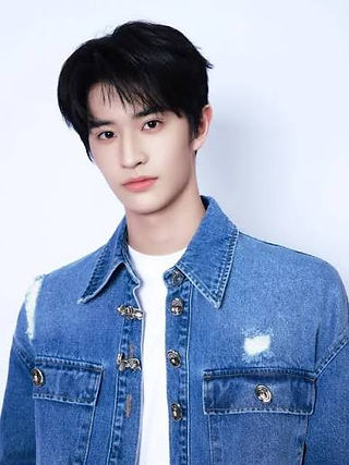 Yu Jiacheng headshot