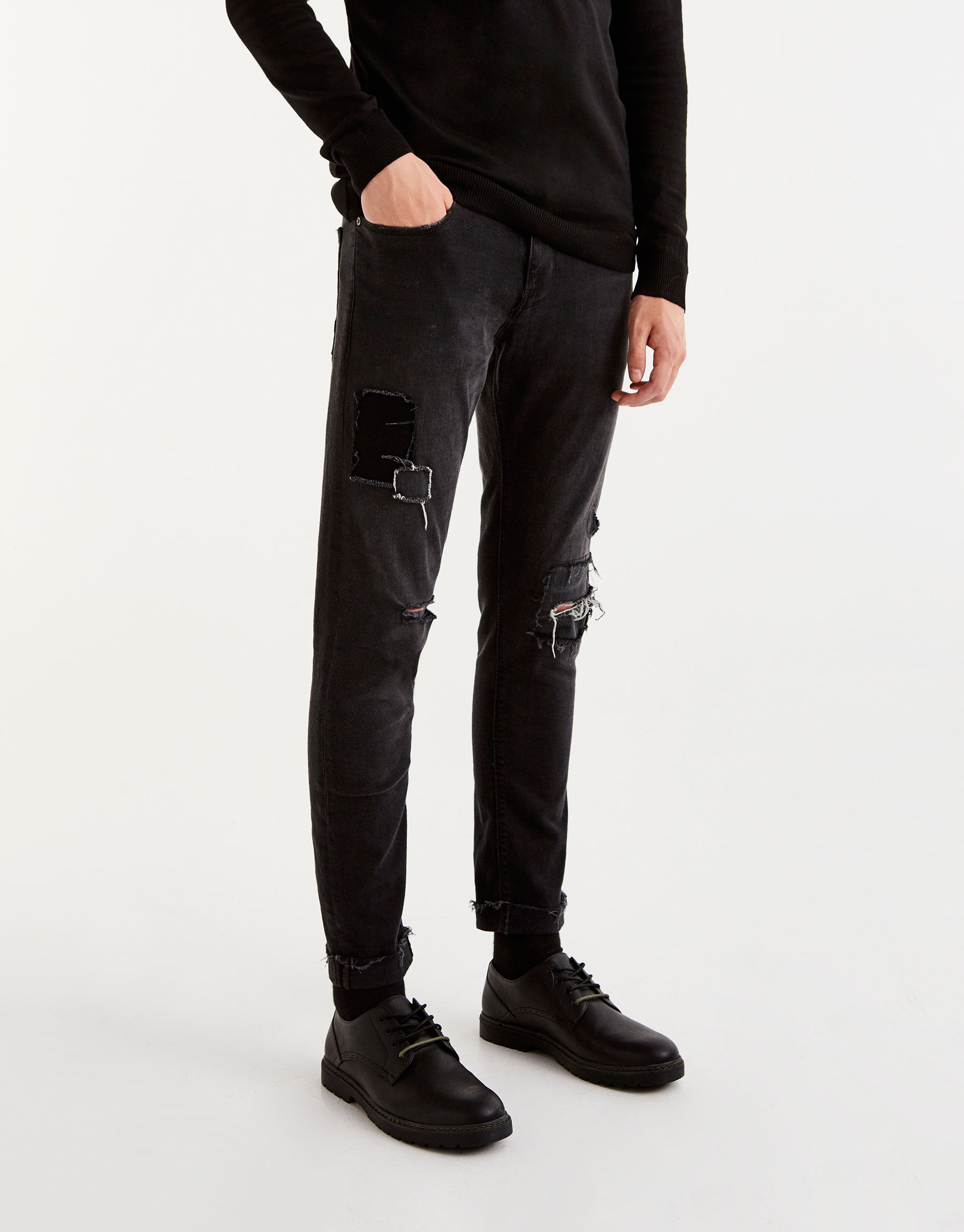 Jean skinny fit déchiré avec pièces