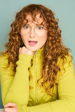 SOPHIA SALESKY HEADSHOT