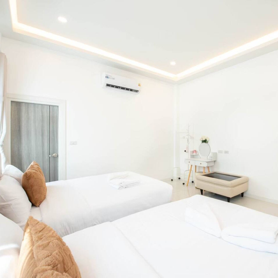 サムネイル： UTOPIA POOL VILLAS