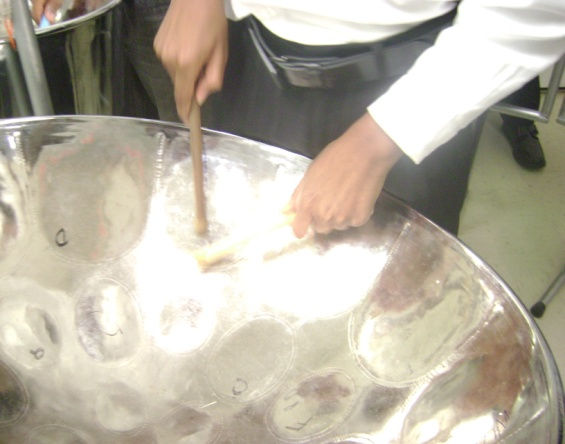 steel pan pic1.jpg