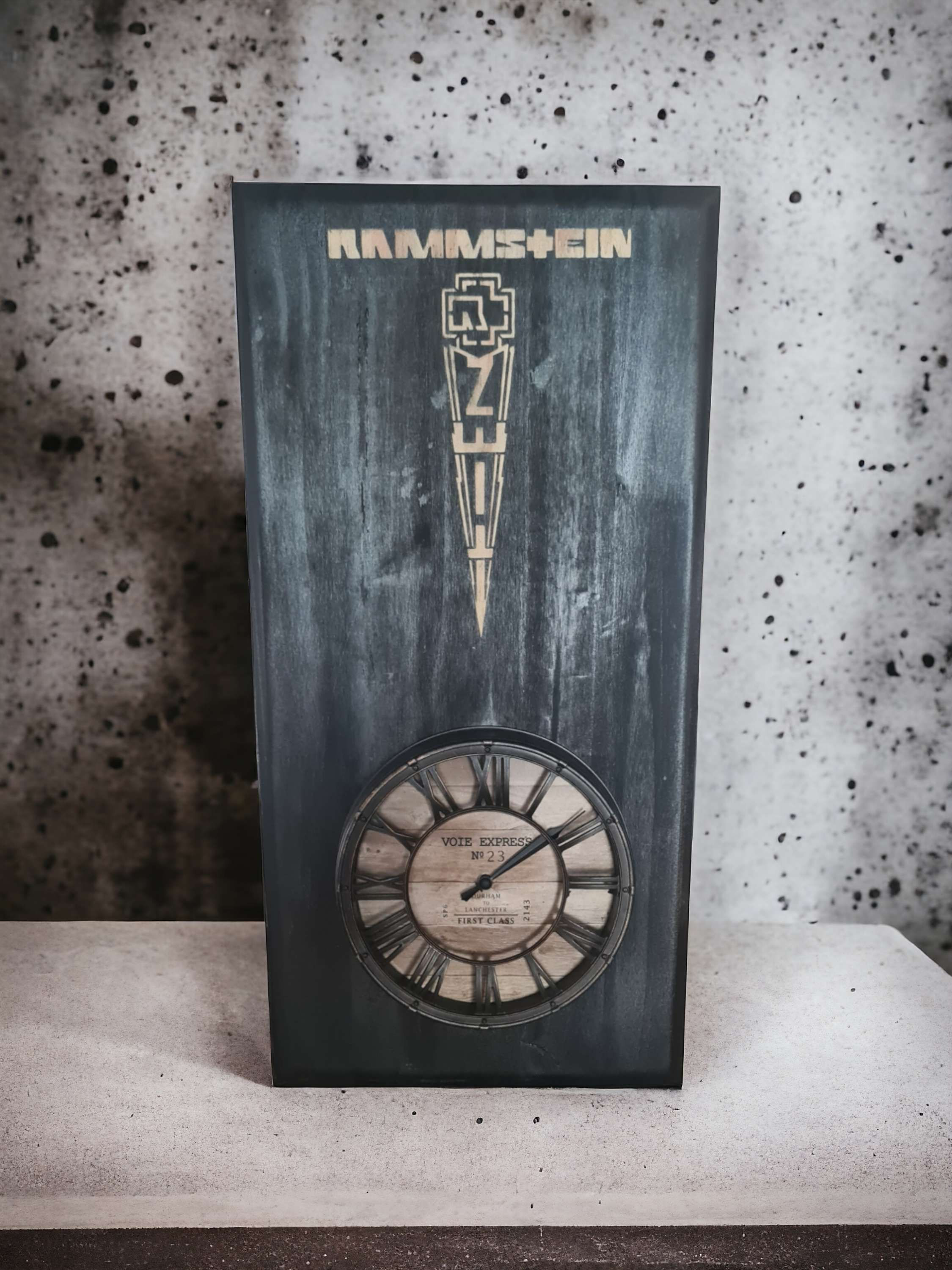 Horloge mural  Rammstein Zeit