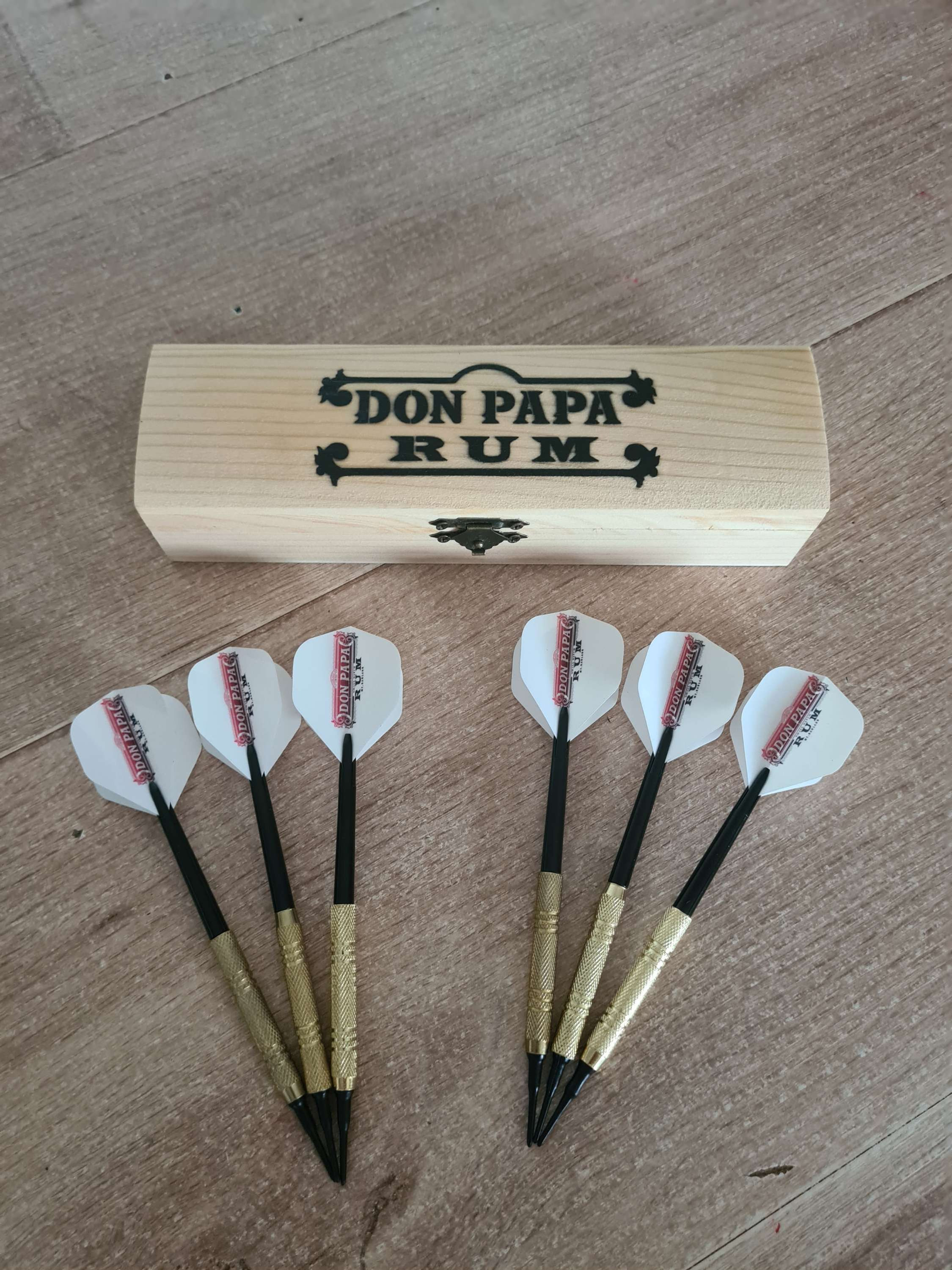 Coffret fléchettes Don Papa 