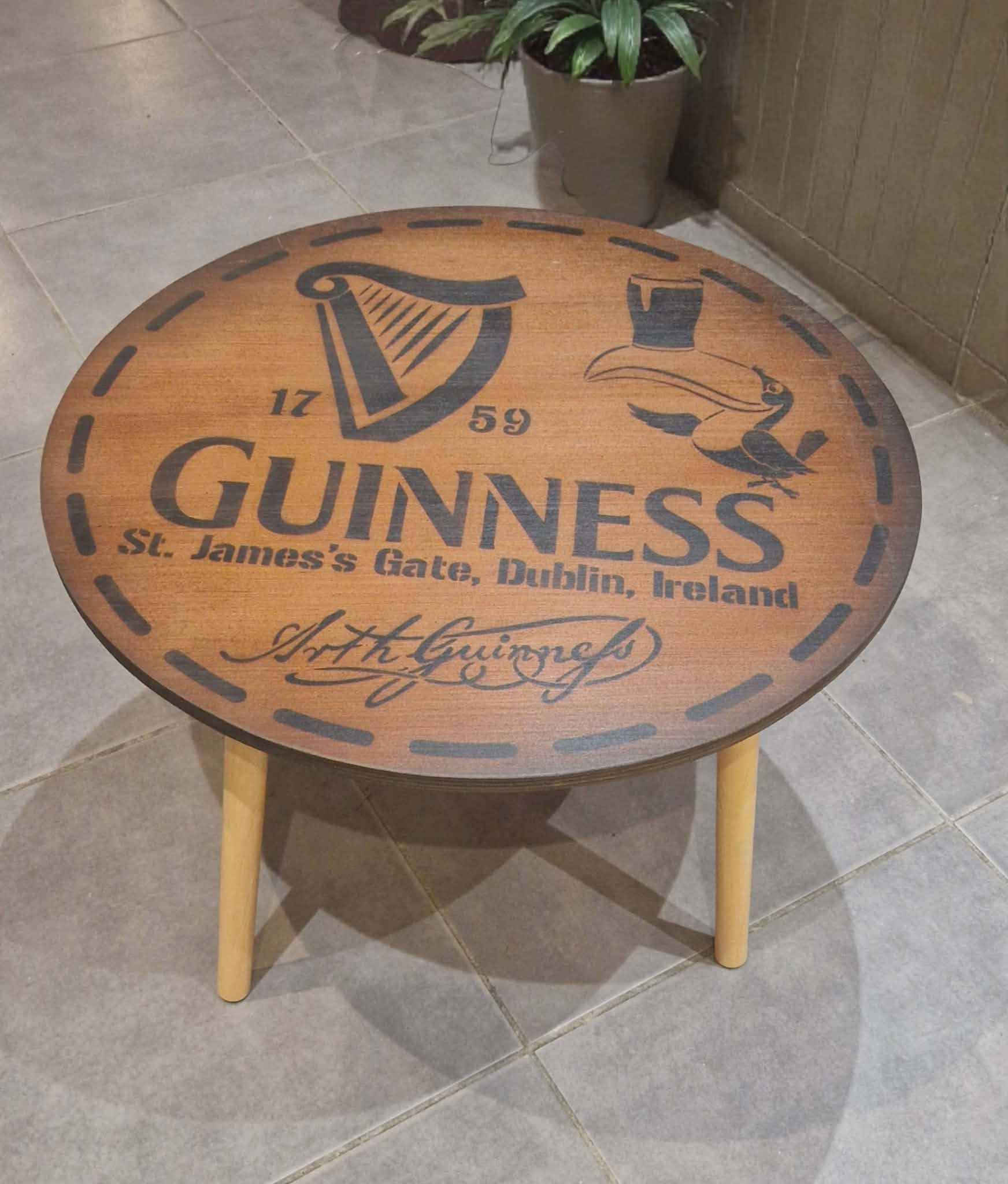 Table basse Guinness 