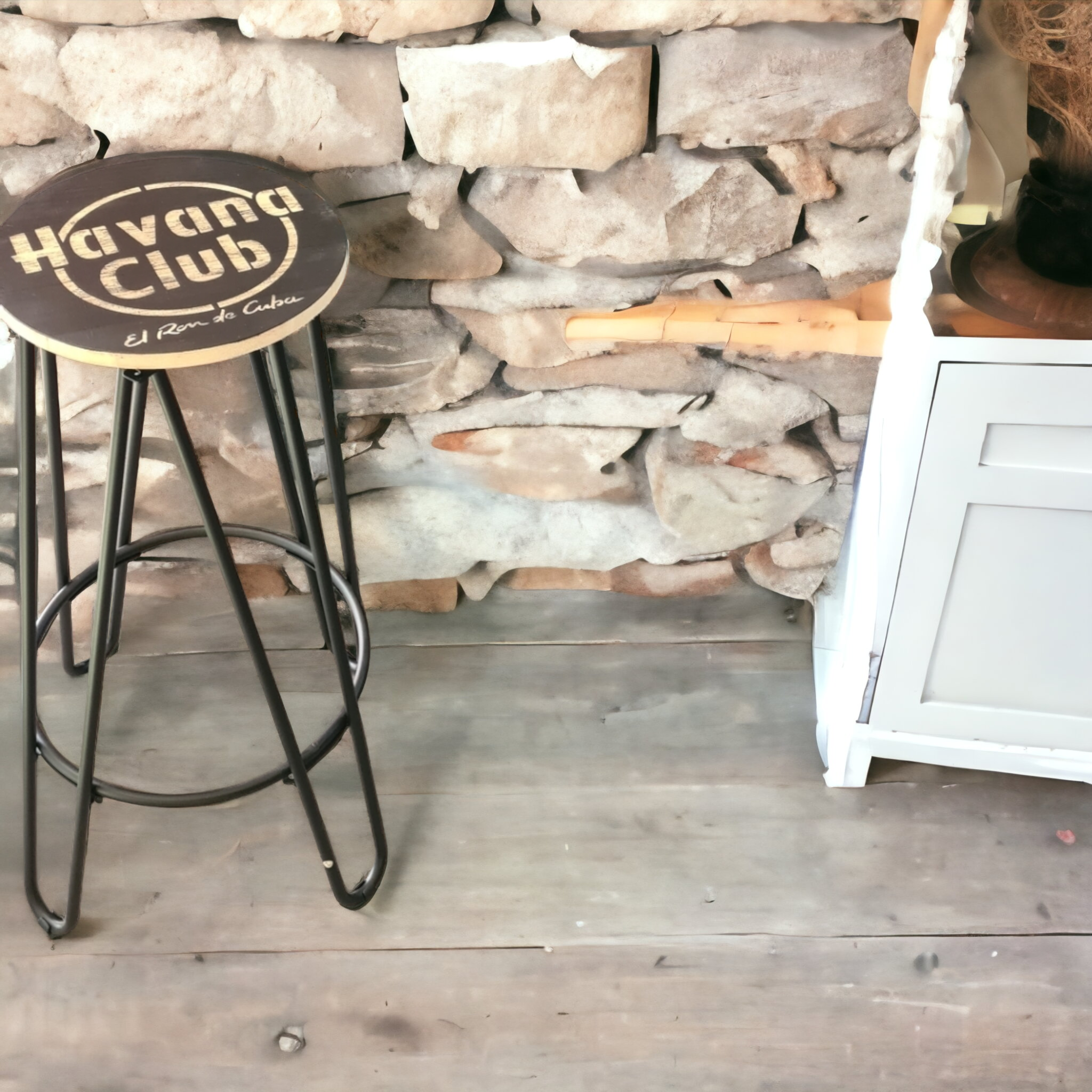 Tabourets havana club 